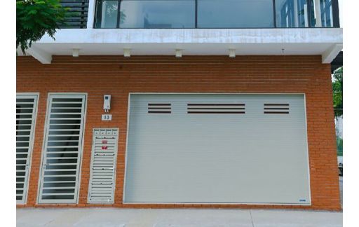 Giá Lắp Đặt Cửa Cuốn Austdoor S52i Năm 2020