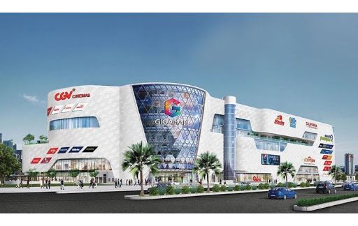 Cửa cuốn trung tâm thương mại là gì? 